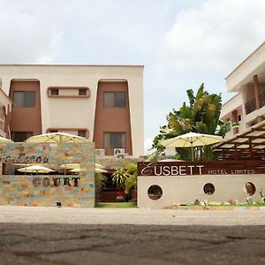Eusbett Hotel
